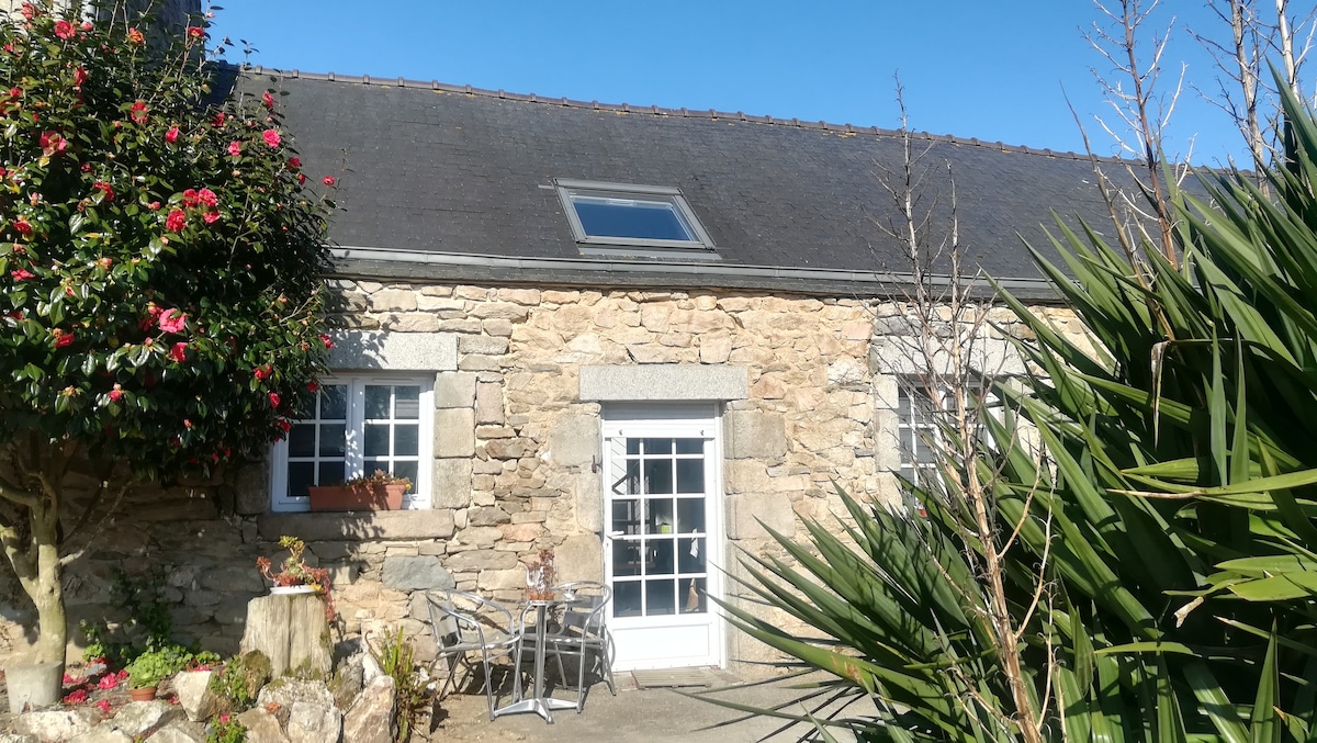 Gîte de caractère dans une longère en pierre