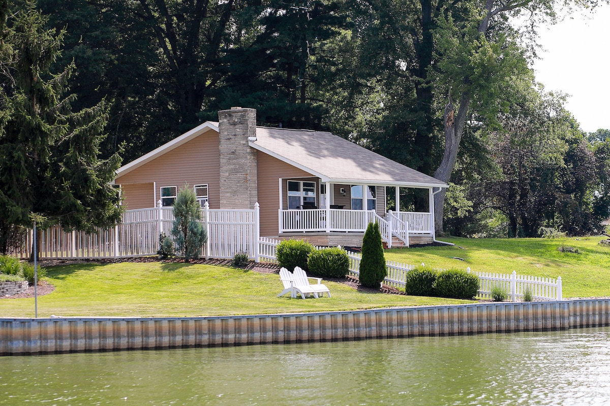 Buckeye Lake主湖上的小房子