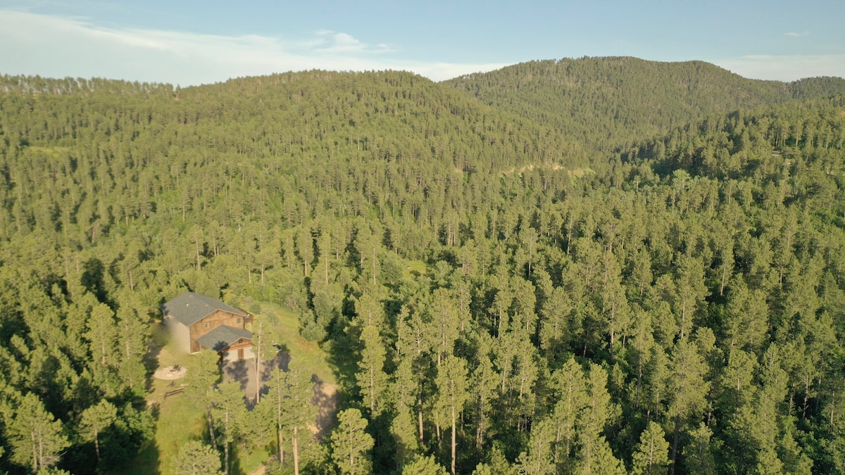 Jägerhaus - Mountain Lodge on Private Est