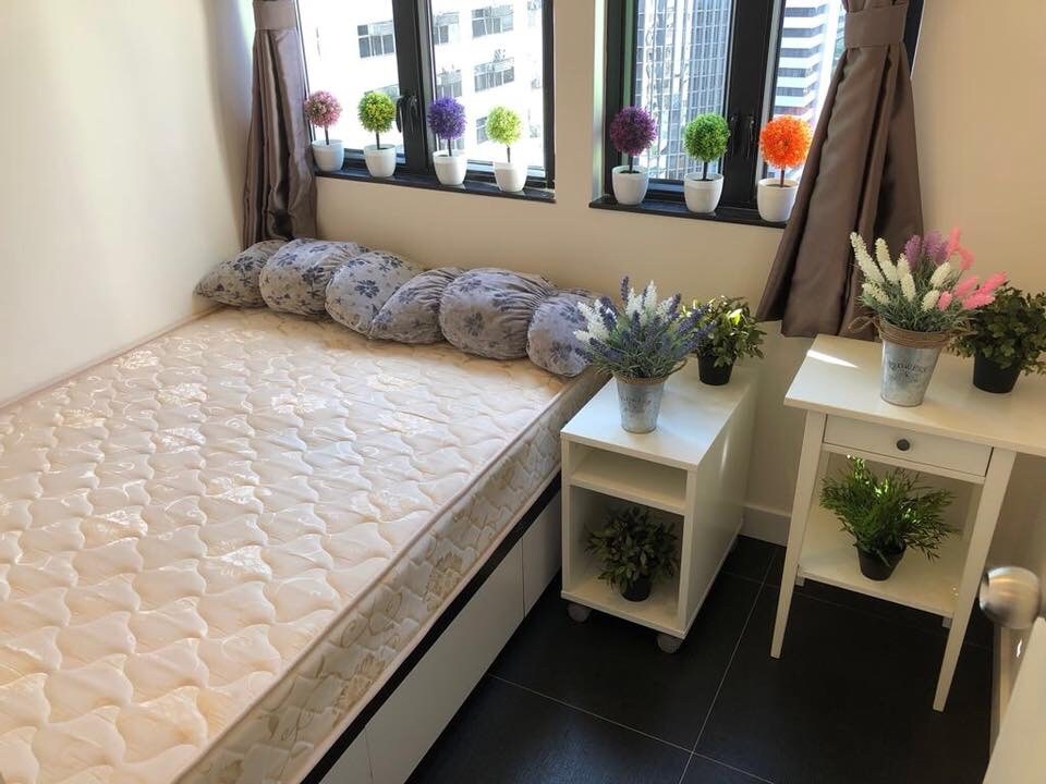 Cozy small room in the heart of Wan Chai