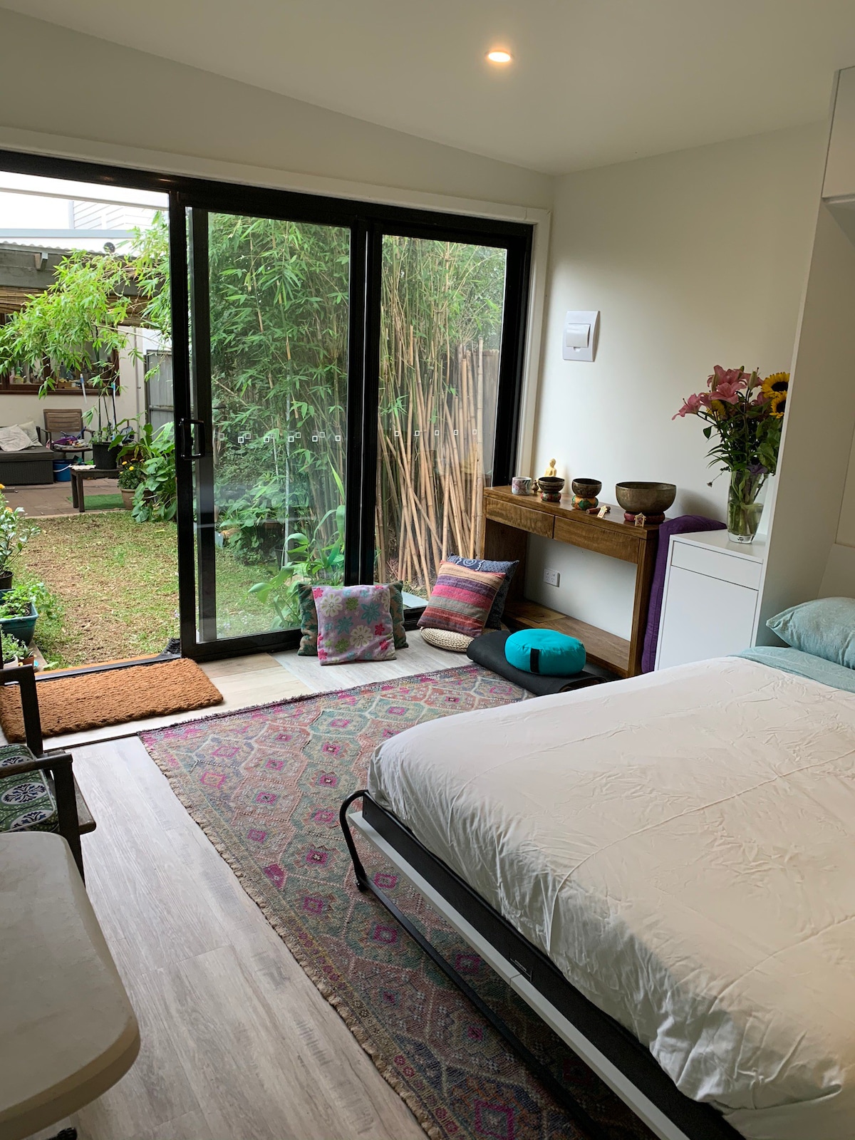 华丽的全新竹子花园单间公寓（带瑜伽空间）