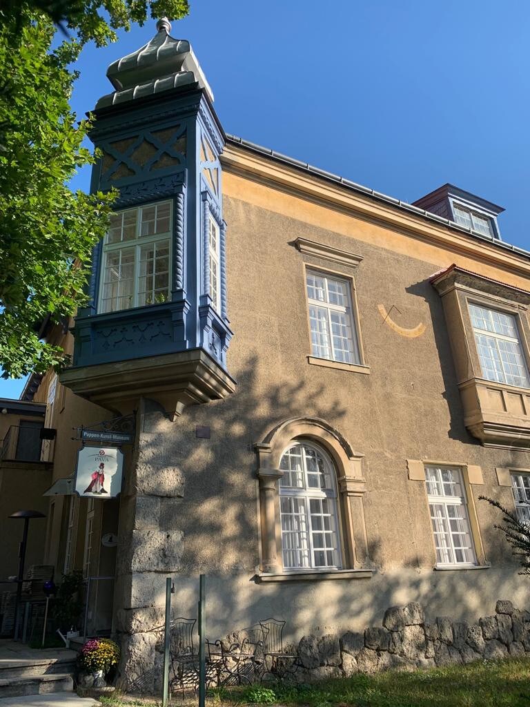 Pazelt别墅，毗邻市中心的娃娃博物馆。