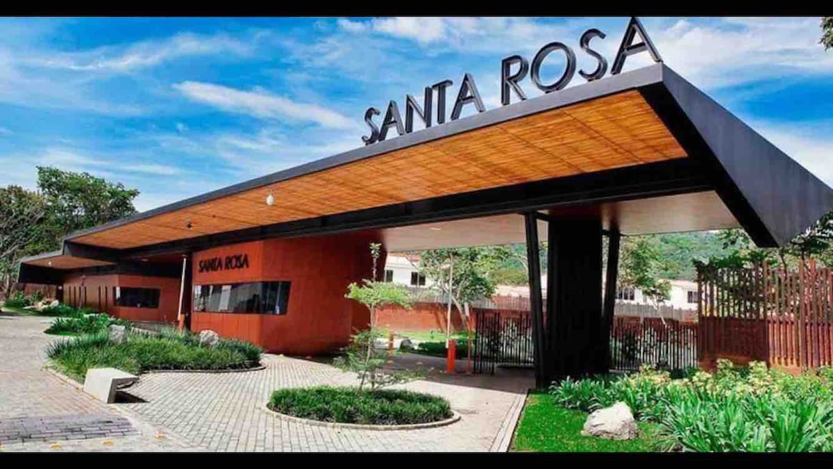 Casa Santa Rosa, St. Tecla.距离圣萨尔瓦（ San Salva ） 5分钟路程。