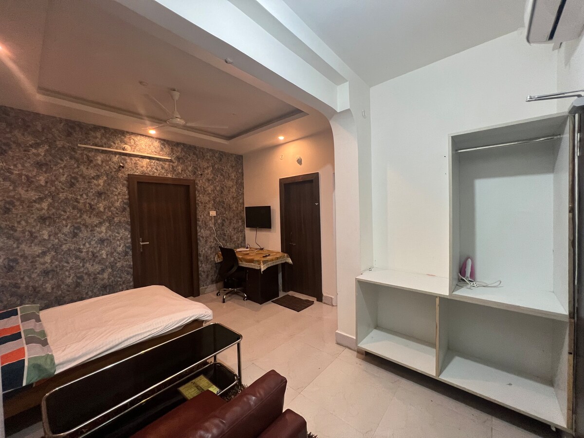 Green Home stay@1BHK Suite