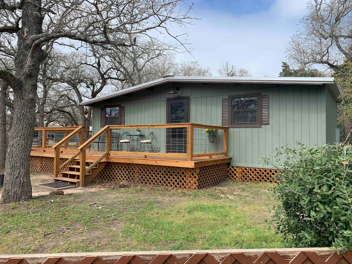 Carl’s Cabin at “The Patch” 28+ acres w/ 2 ponds