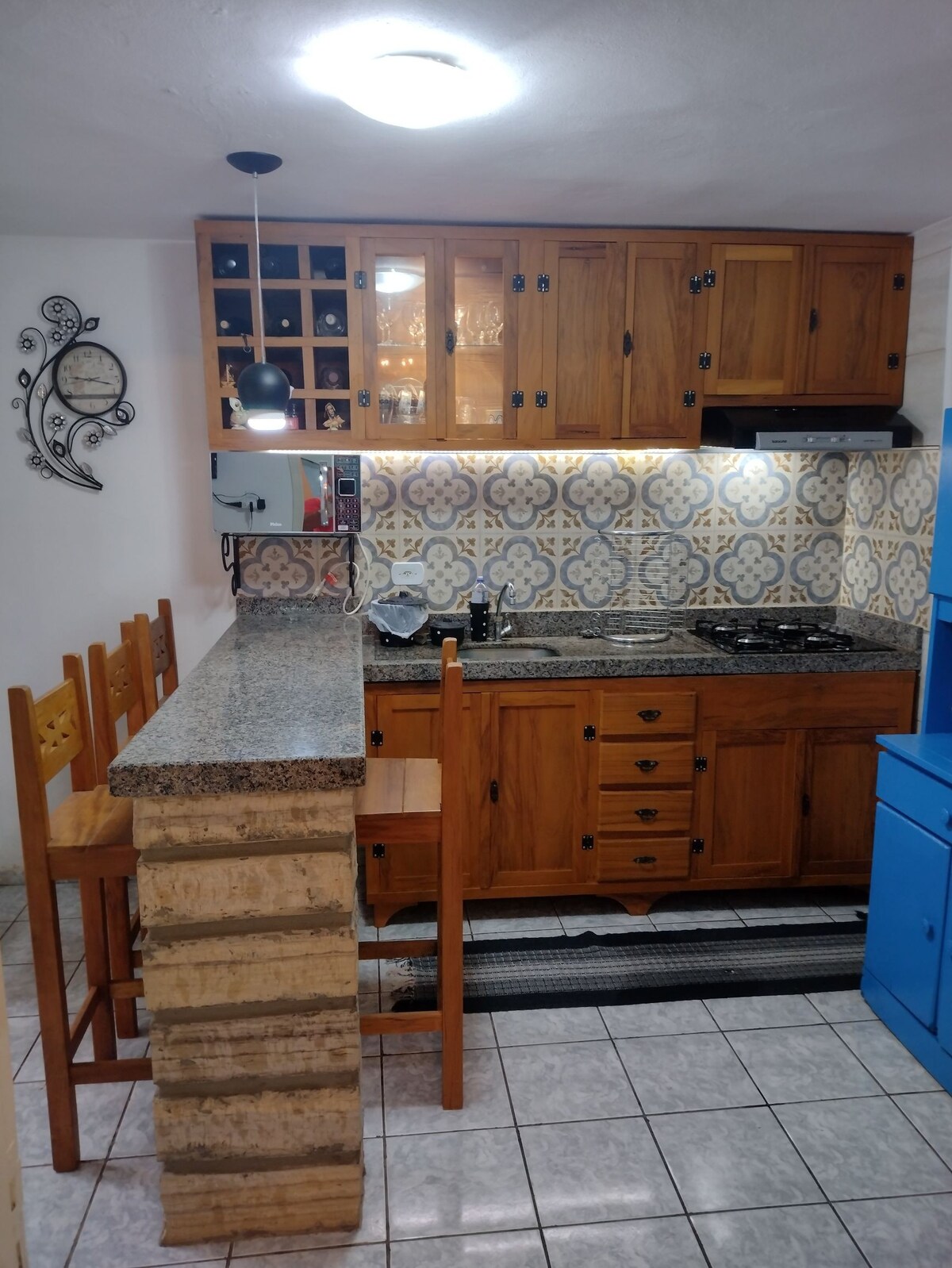 Casa de pedra em Jacarezinho. 🏠 🛌🛋️🛁🧱