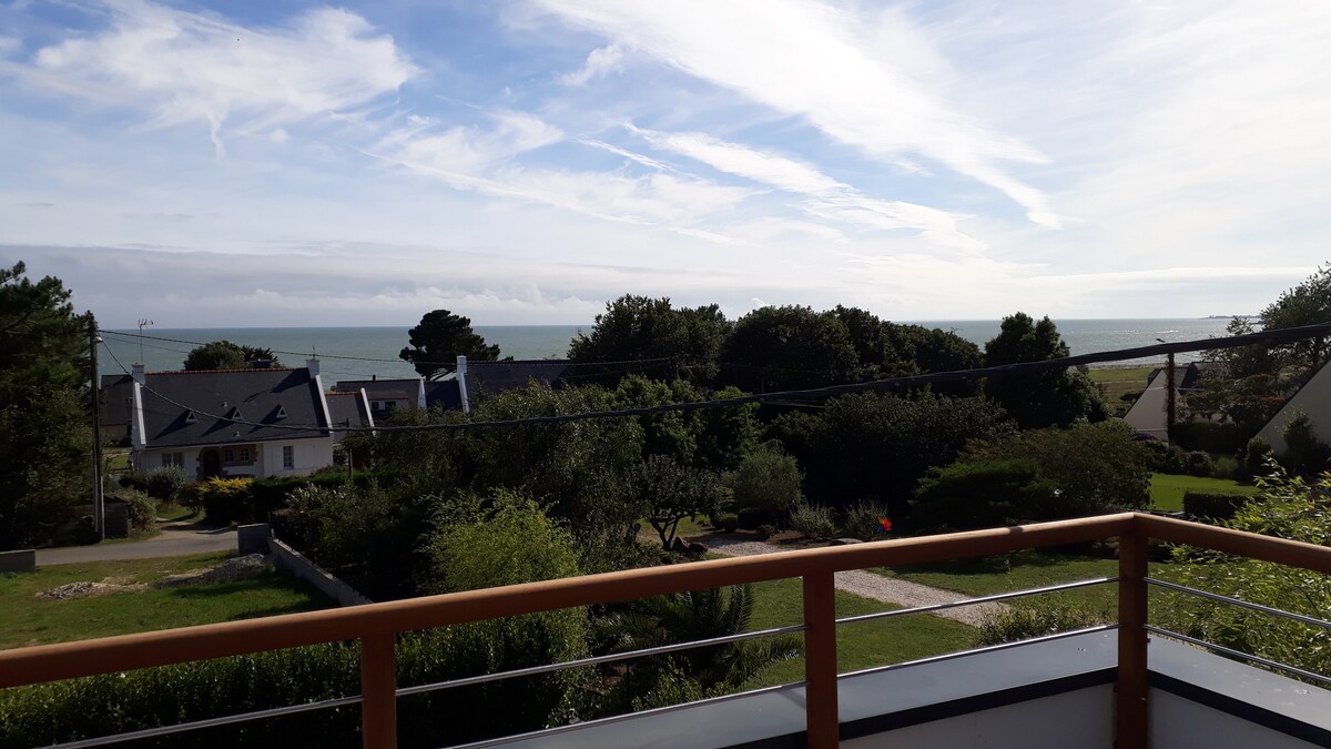 maison au calme, vue mer et jacuzzi en supplément