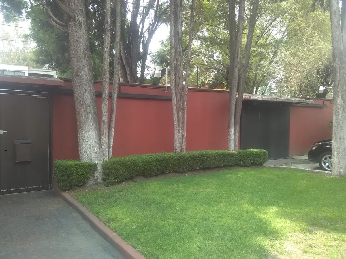Naucalpan的Casa de Campo卧室"Frida Khalo"