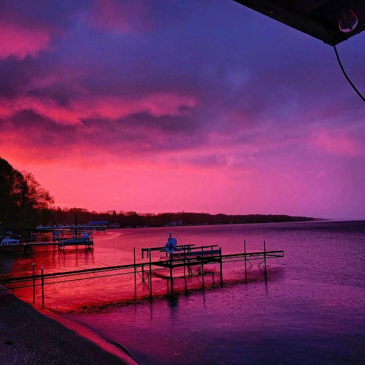 Cottage on Seneca Lake Shoreline