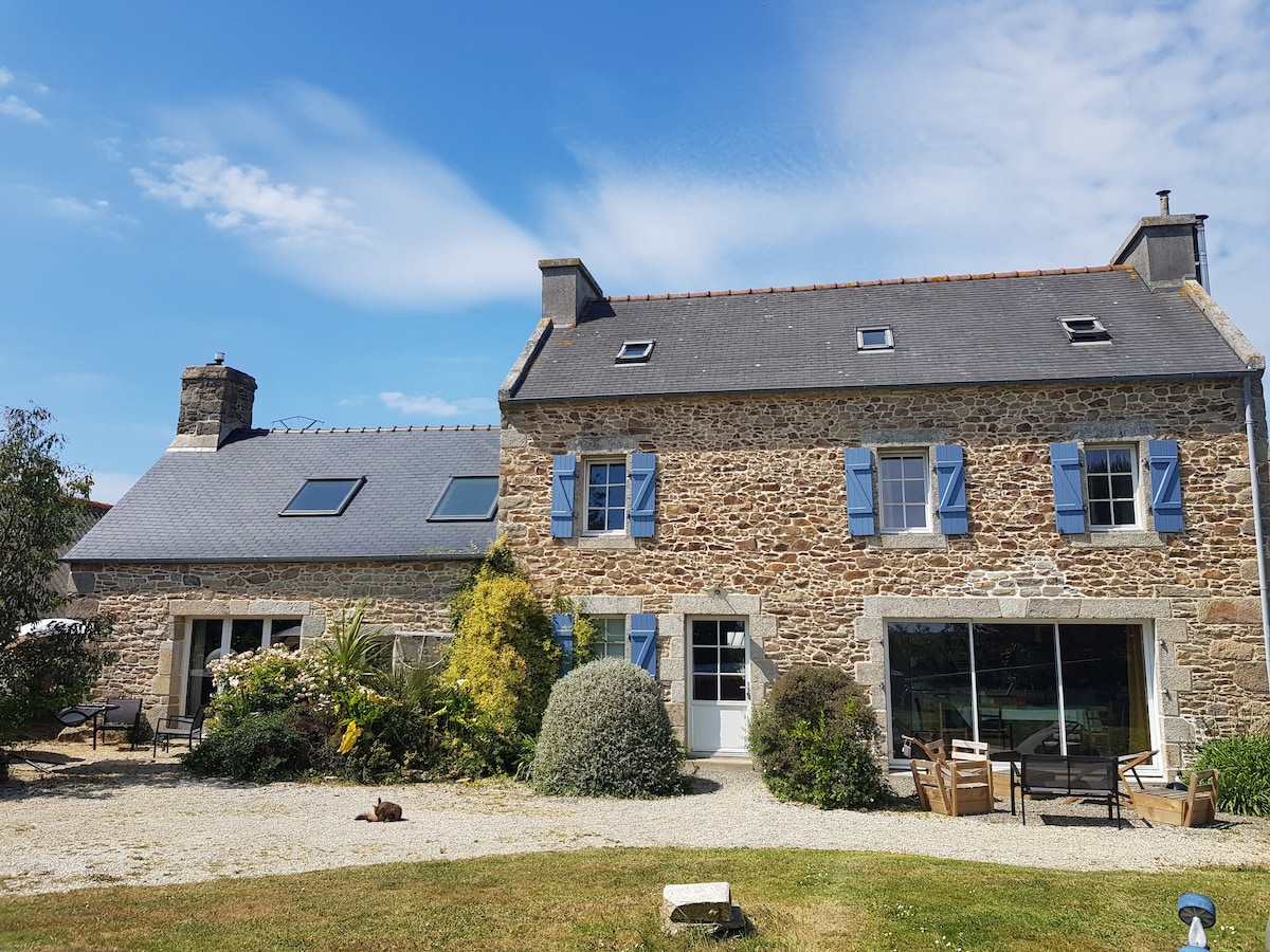 Ferme chaleureuse près du port de l'aber wrac'h