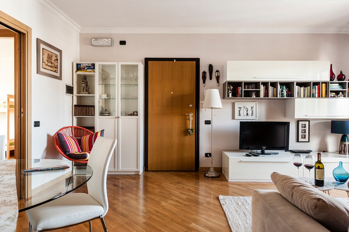 房东- Strada dell 'Olio的家庭住宅， 2间卧室， 2间浴室，空调