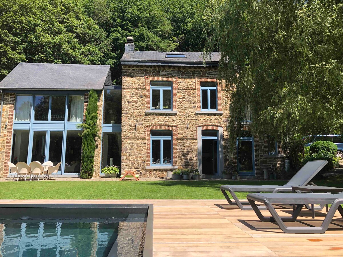 Maison de caractère en pleine nature avec piscine