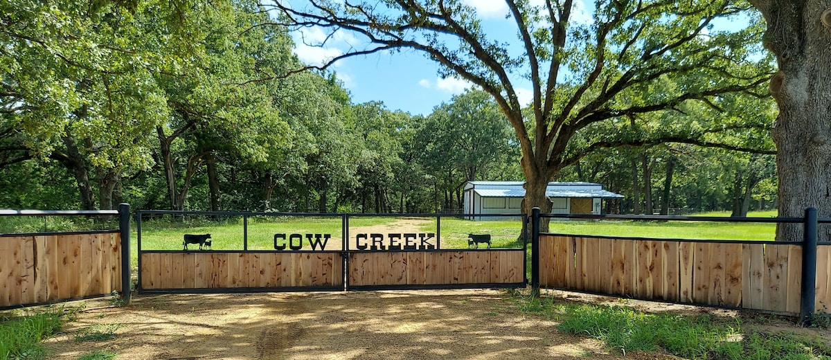 Cow Creek Cottage & Venue