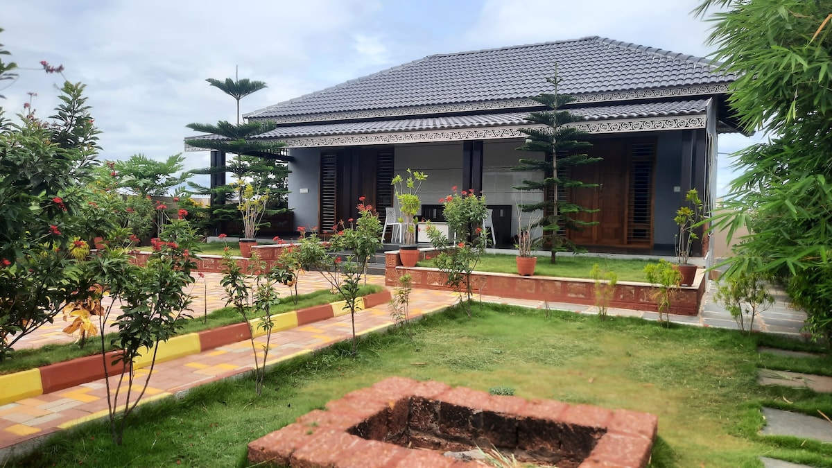 Adorable 1 Bedroom Holiday Home in Mysore City!