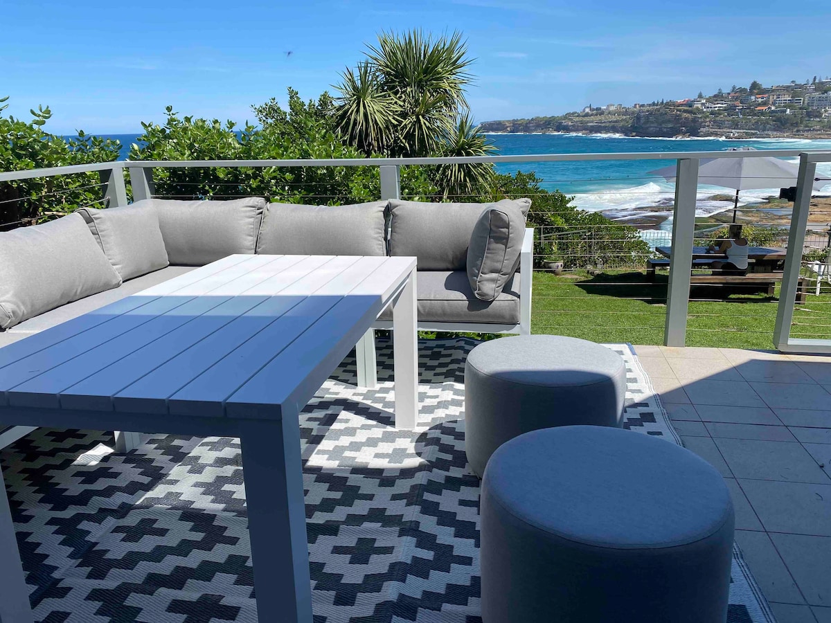 Exclusive Ocean Front Tamarama Beach /Bondi