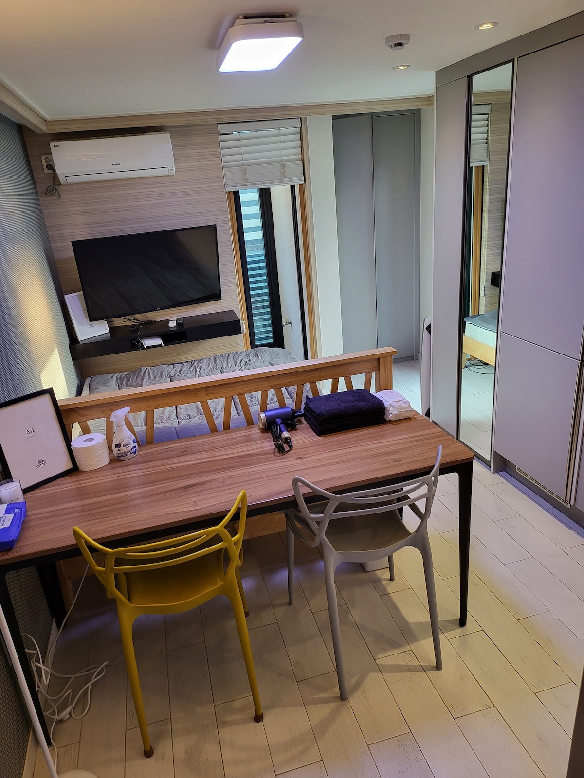 a pleasant suite located in Gangnam