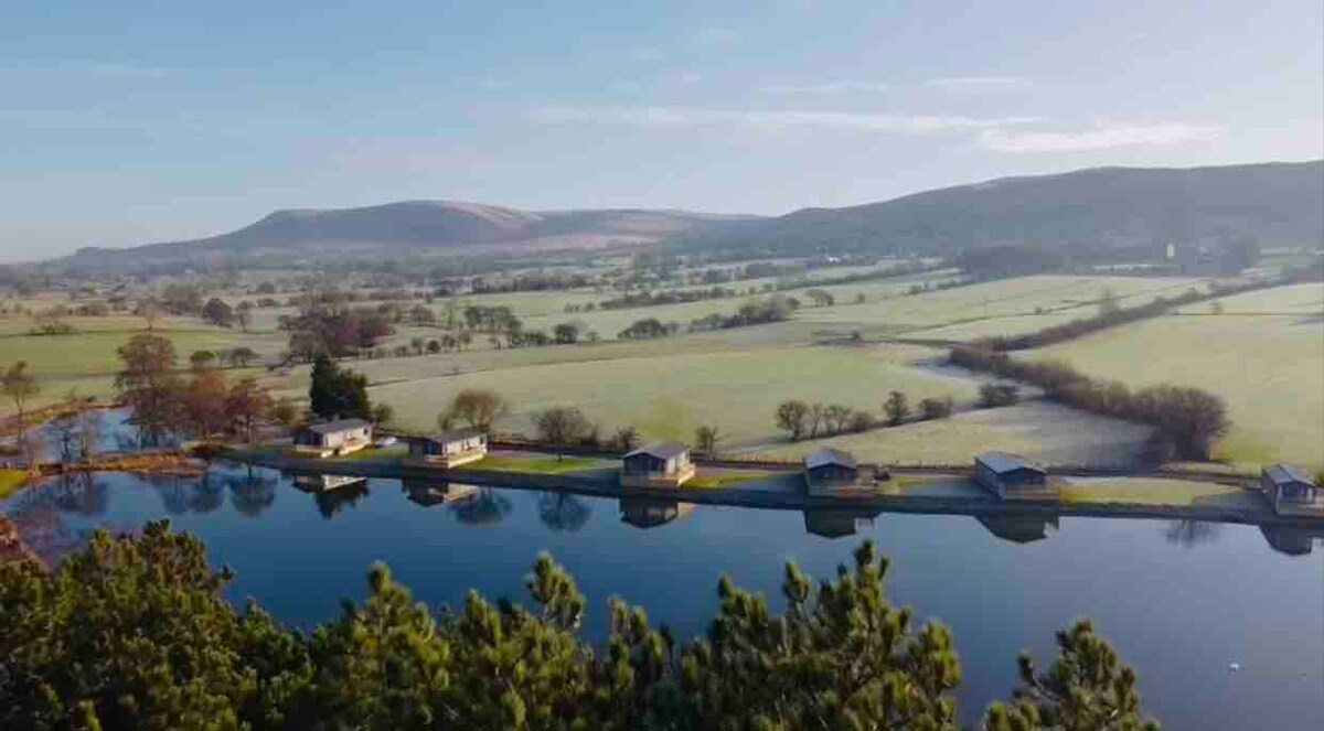 Luxury Pendle View Holiday Park Lodge - Plot 3