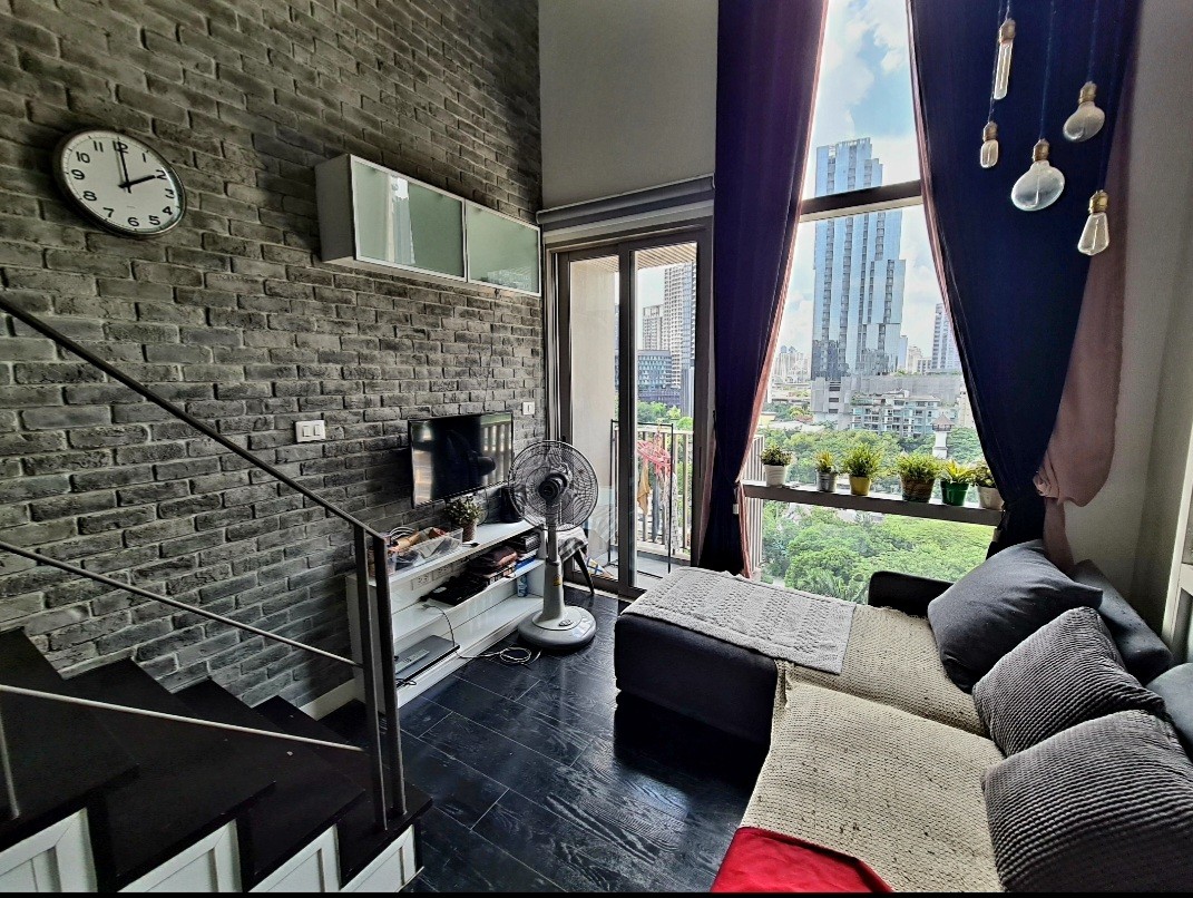 Loft Studio near Thonglor with skyline view