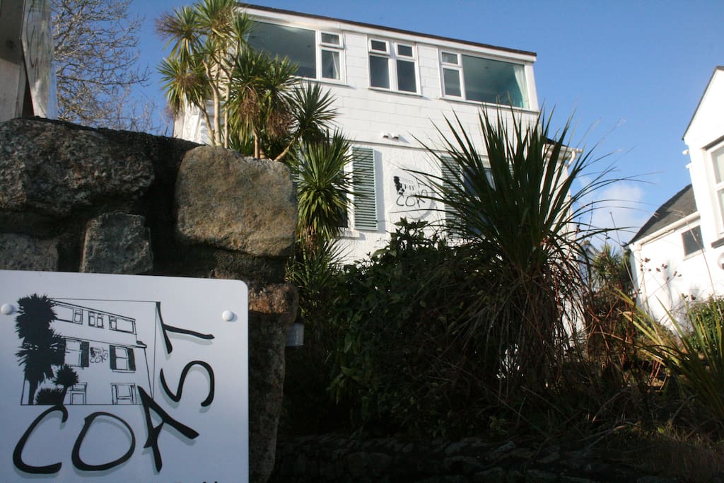 woodsage, double room at coast b&b with parking.