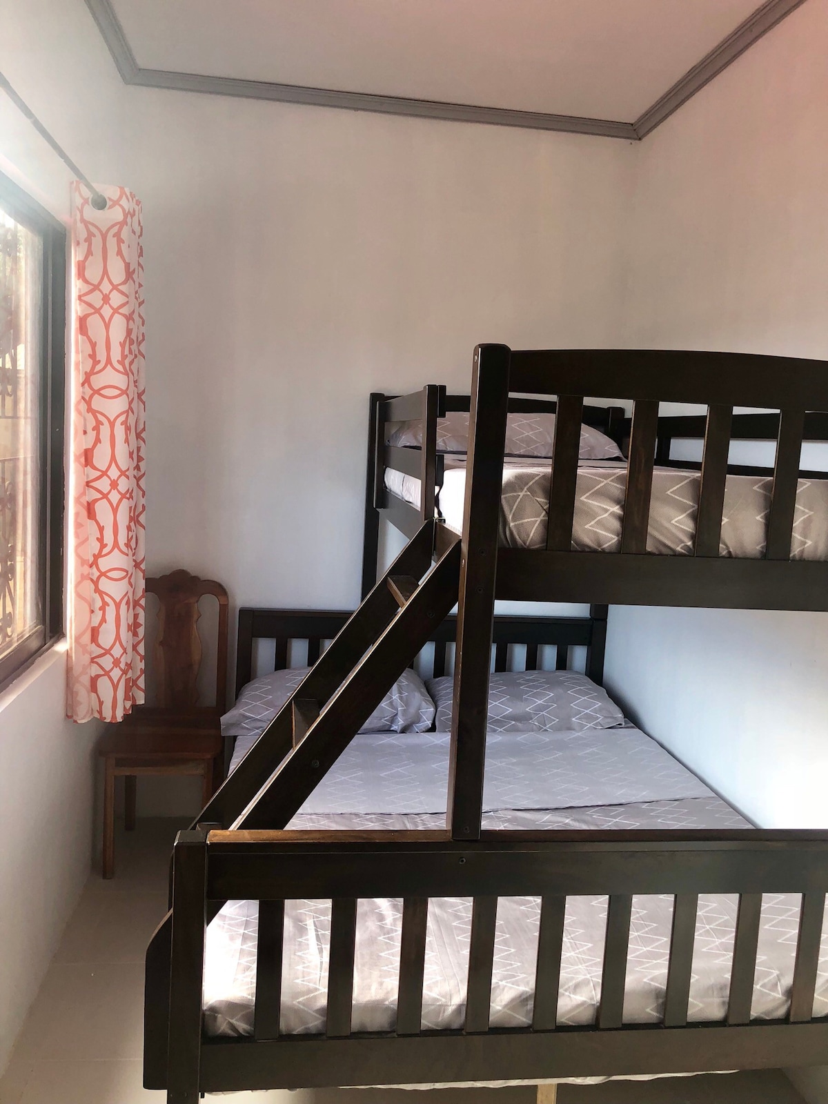 3 bedroom, 3 baths in Puerto Princesa Palawan