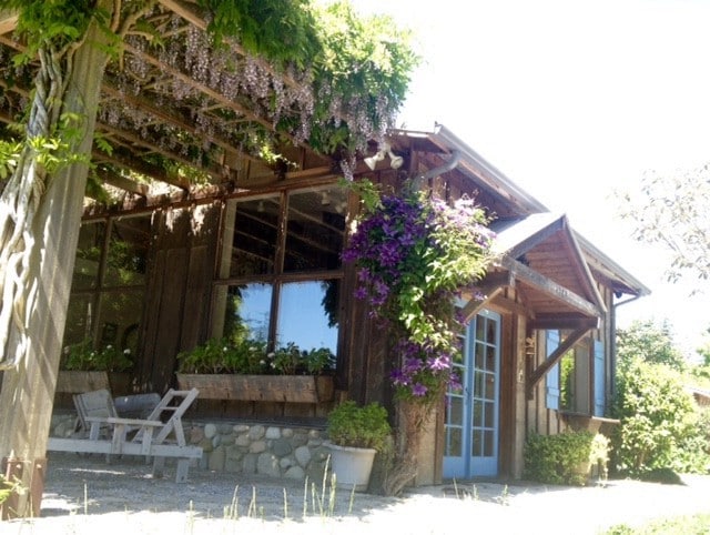 The Coach House @ Vashon Field and Pond