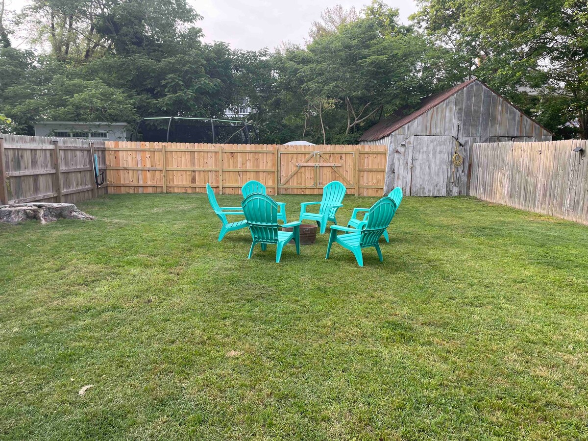 Dog friendly, large fenced yard! 1st Floor Bedroom