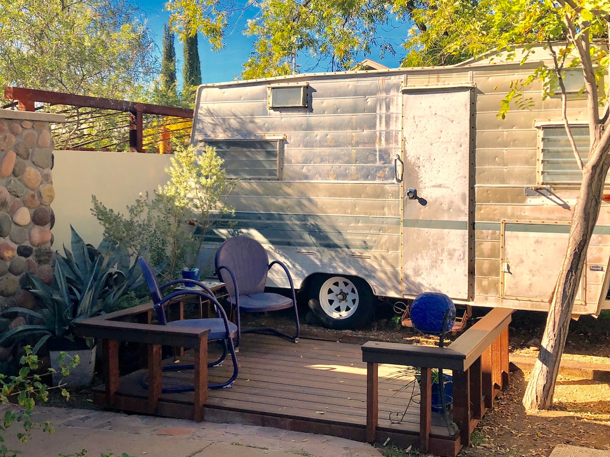 Clementine, the Vintage Trailer