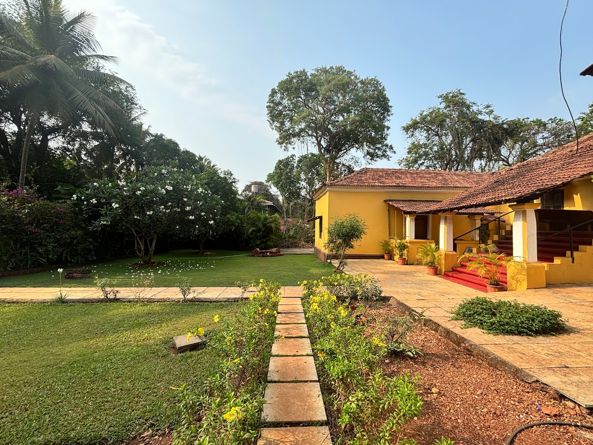 Beautiful heritage 1BR Villa in Sangolda North Goa