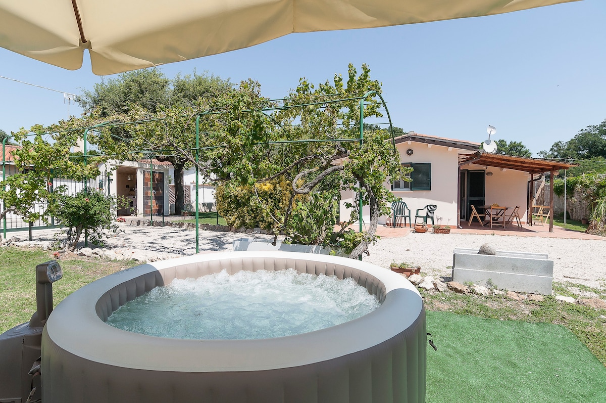 La Casetta别墅，带滑板坡道和按摩浴缸