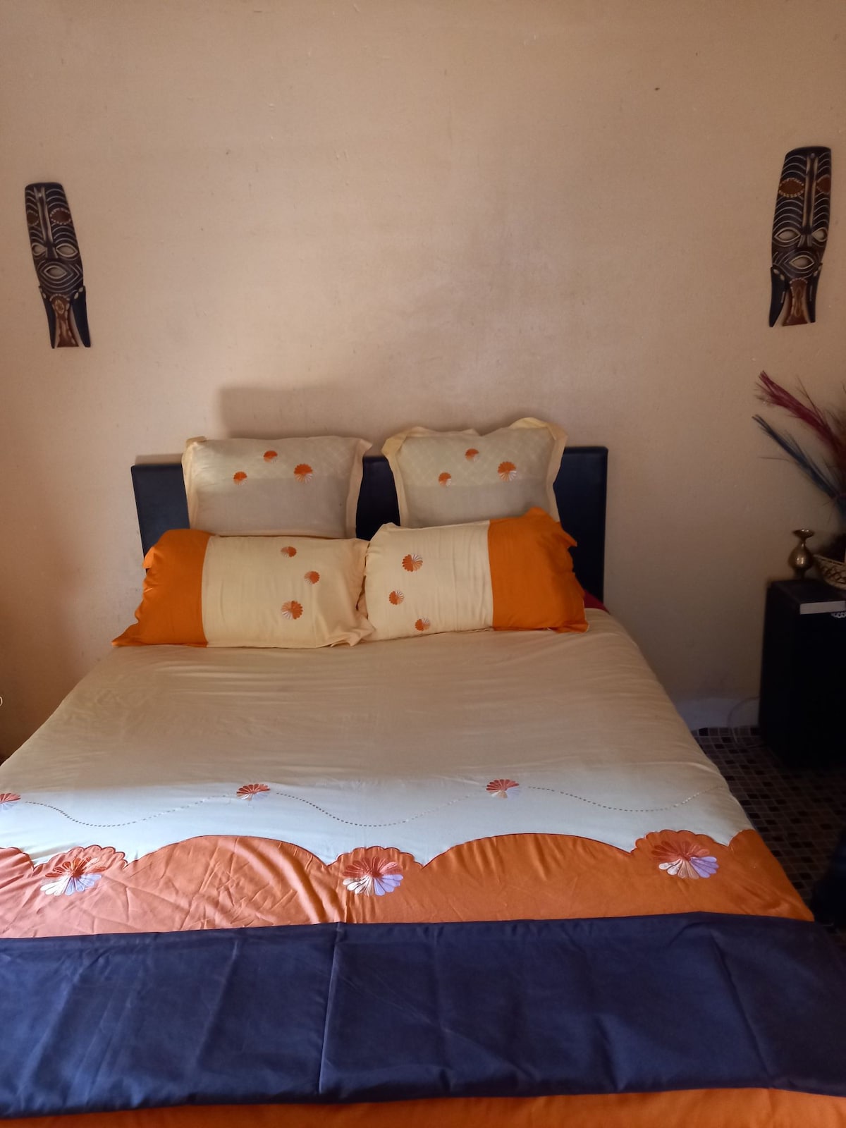 Ekhaya Guest House. A secure place to rest & relax