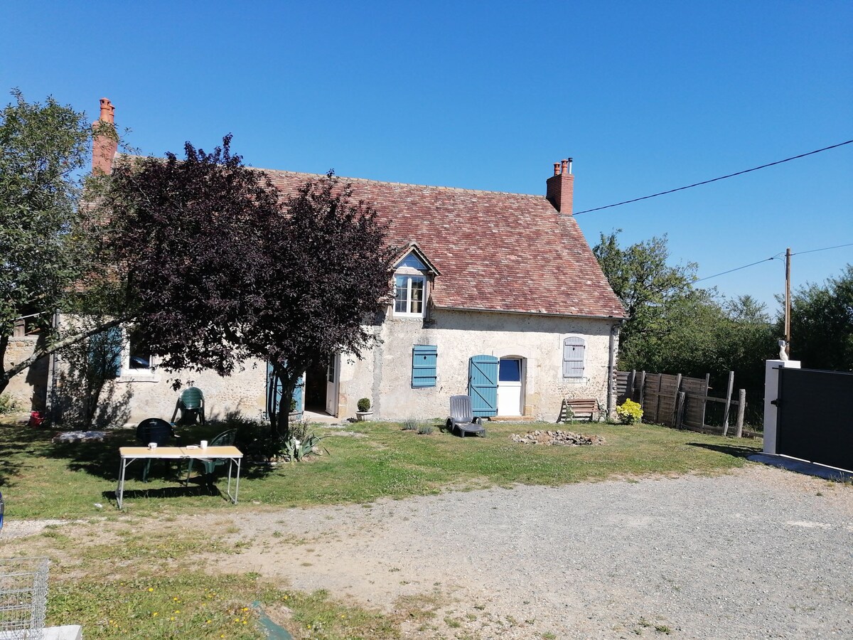 Chambre 'plage' chez Stéphanie près Circuit Mans