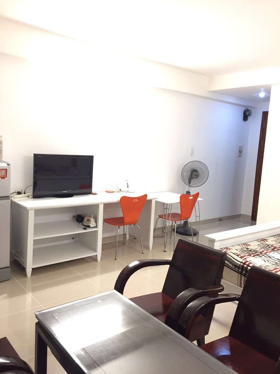 位于Nguyen Trai的服务式单间公寓， 1区350美元/月