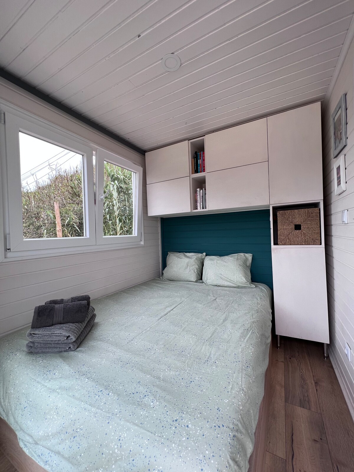 1 bedroom tiny house close to beach