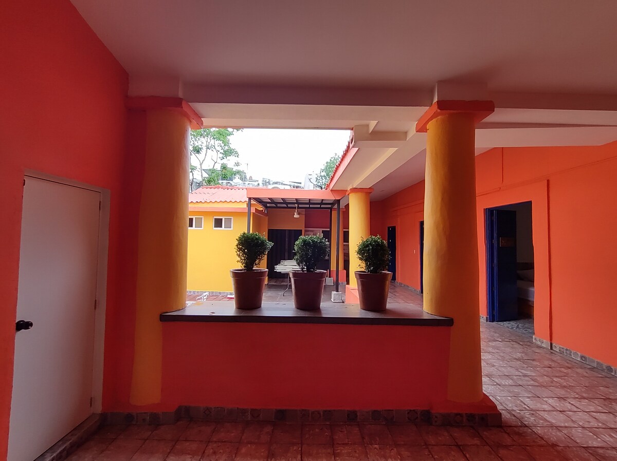 HAB DARÍA hostal MyD, centro de Colima