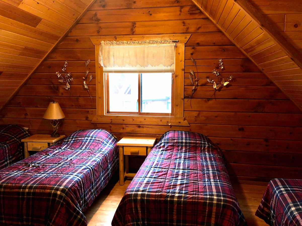 Double Unit Cabin near Waterparks & ATV Trails