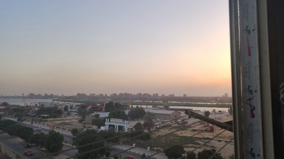 A very quiet place on the Nile Corniche