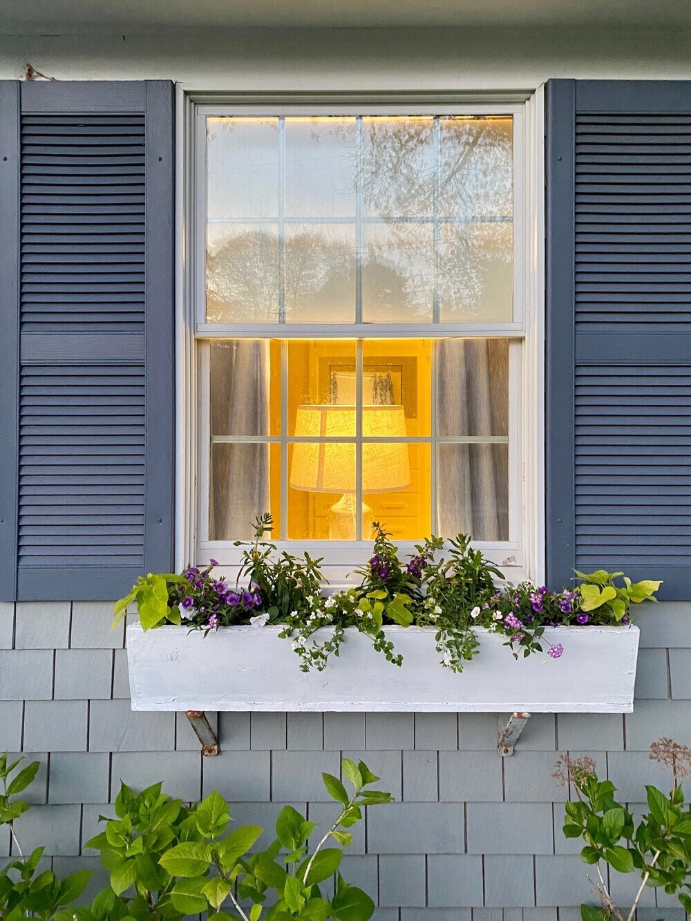 Beautifully Renovated Cape Home with Pool!