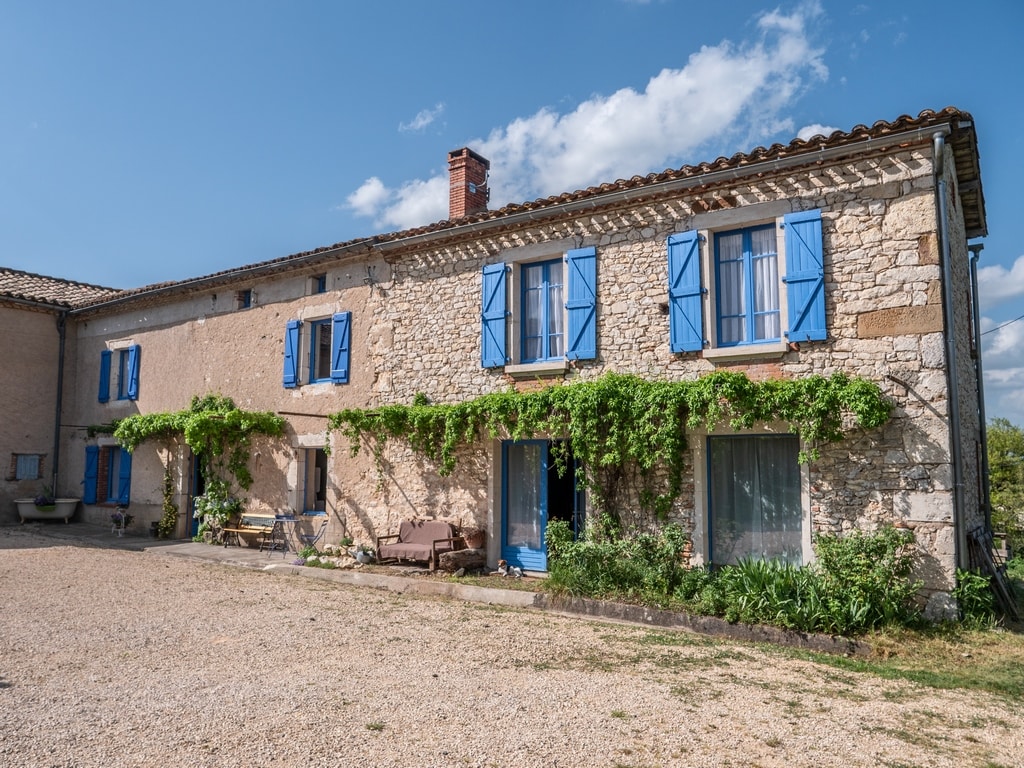 Domaine le Suquet ; piscine, jacuzzi, sauna, jeux