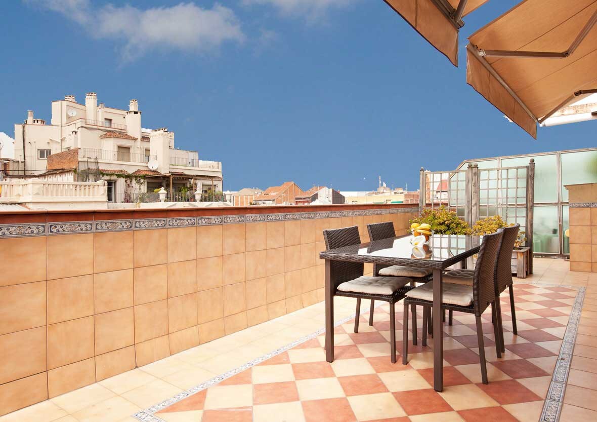 LetsGoBarcelona Sagrada Famila顶层公寓+露台