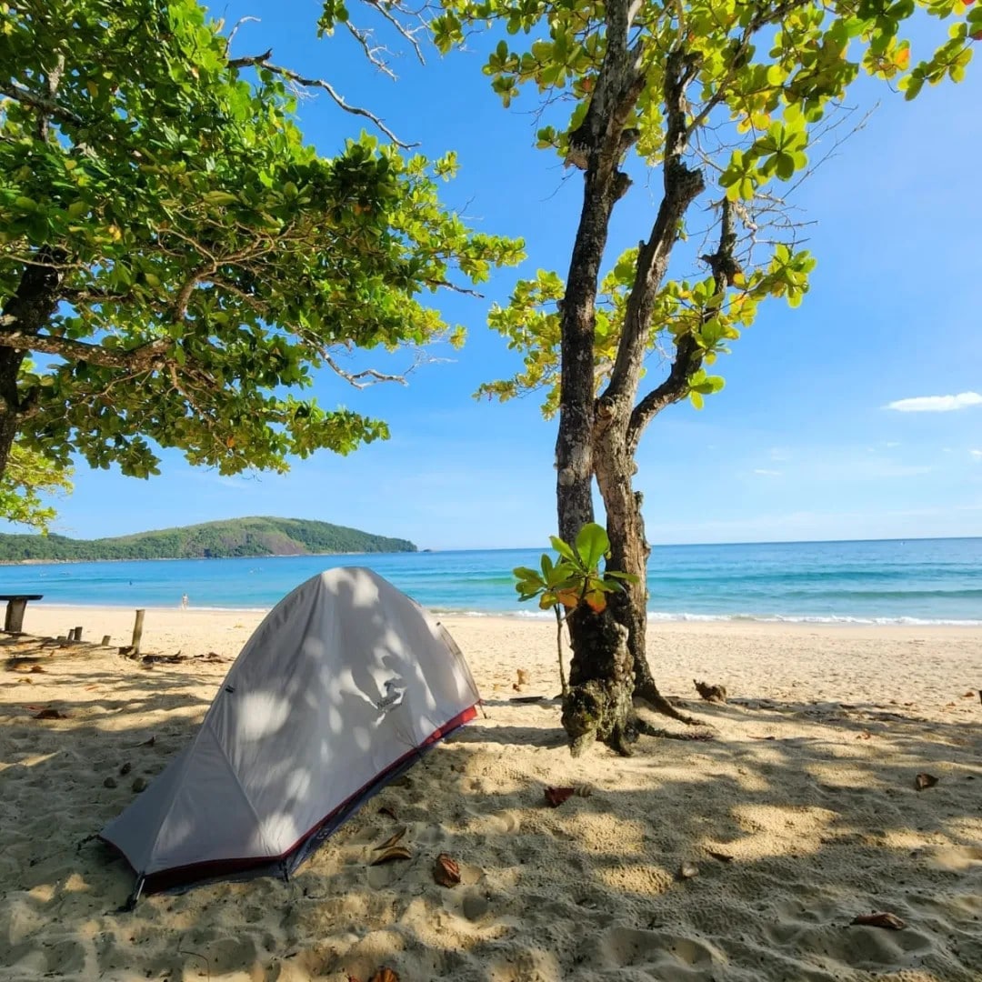 Cabana 01 (pé na areia) Camping Atobá