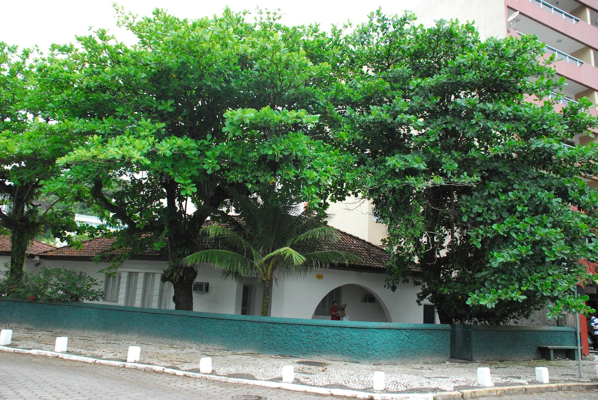 Super Casa Praia Mansa Caioba距离大海仅一个街区