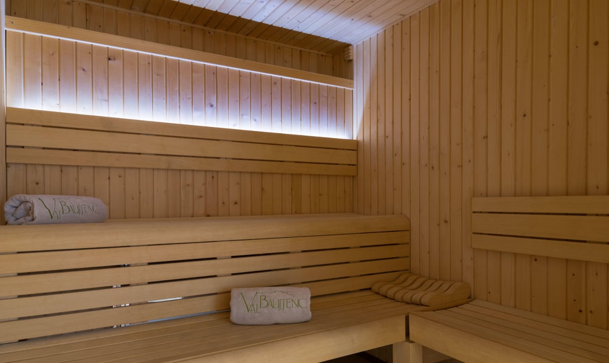 Superior Loggia Single Use Room | Val Baussenc