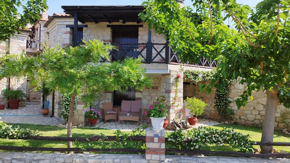 A Traditional Stone Villa 2 in Chalkidiki