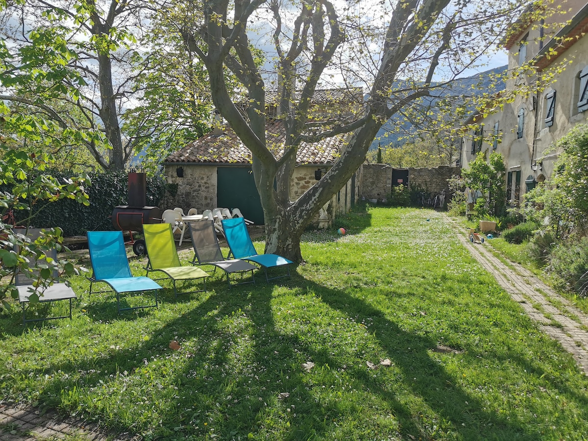 Real Provençal Mas/La Ferme de Queyran