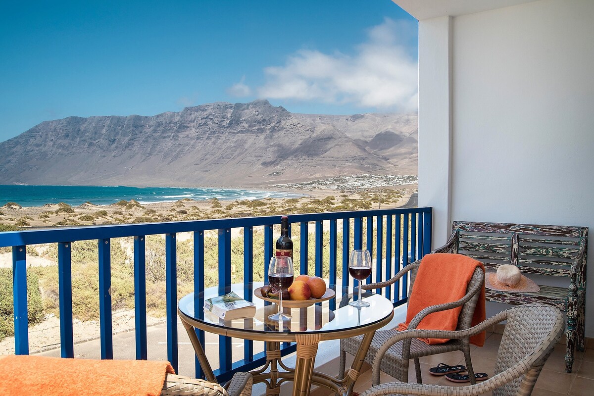 Famara Views,  facing the ocean