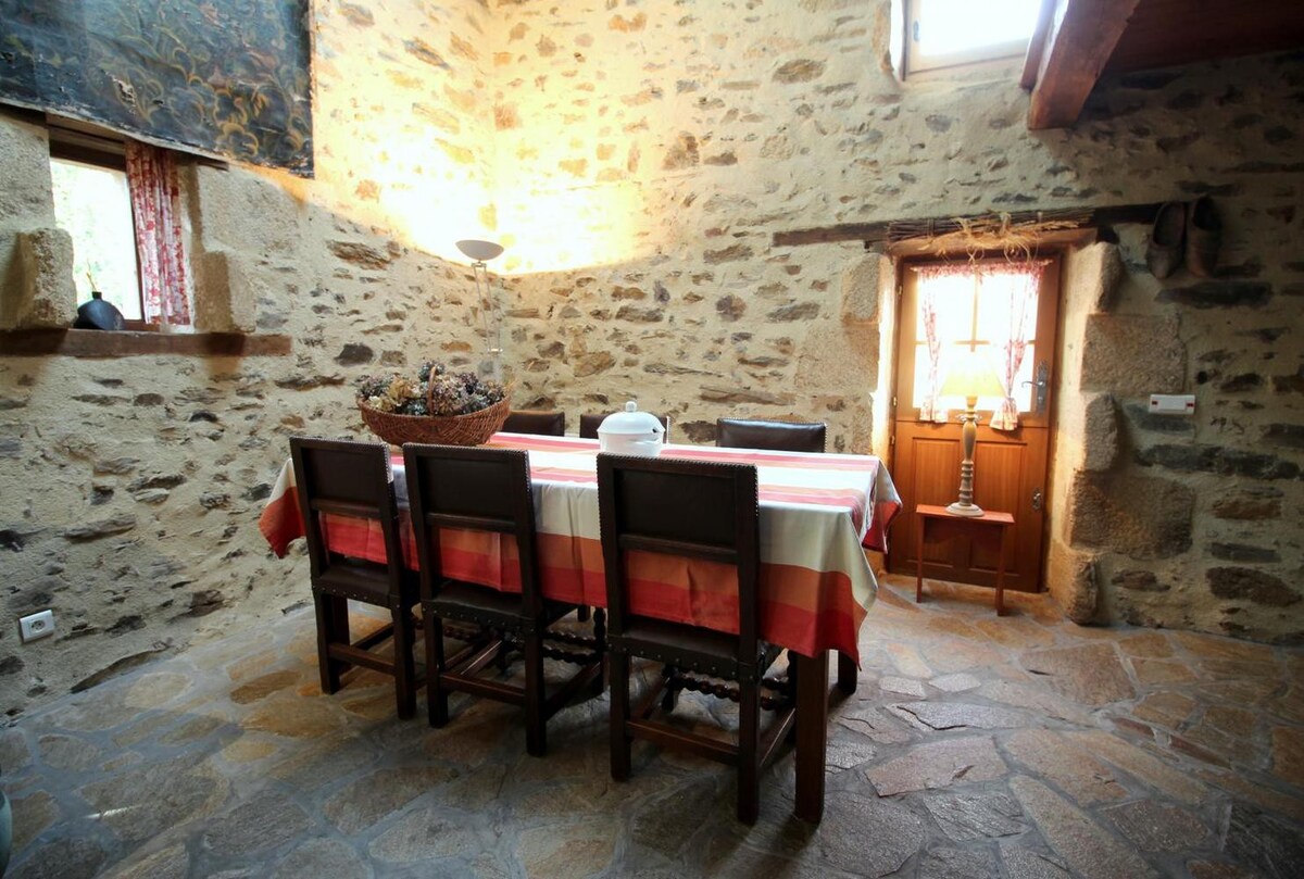 Maison de ferme au calme, au cœur du Limousin