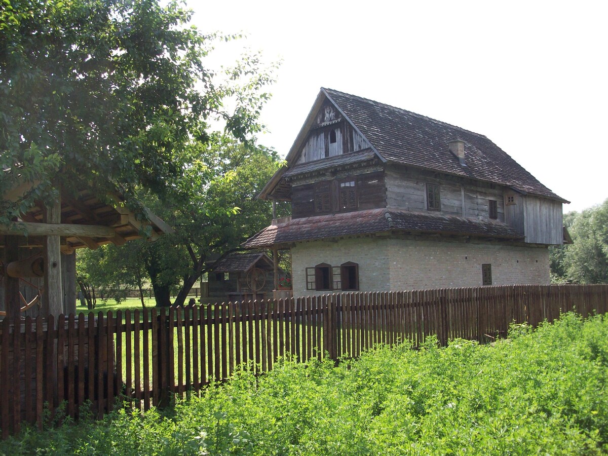 Ethno Village Stara Lonja （ 1号房）