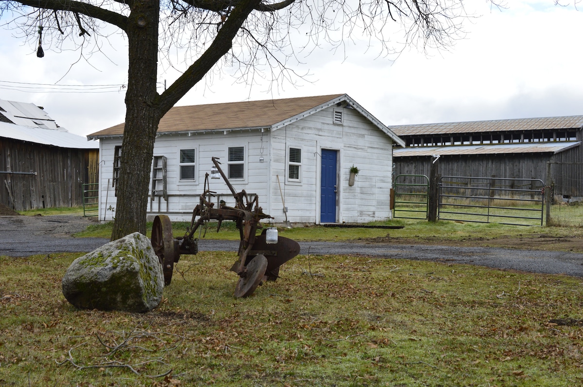 The Ashland Farm Cabin