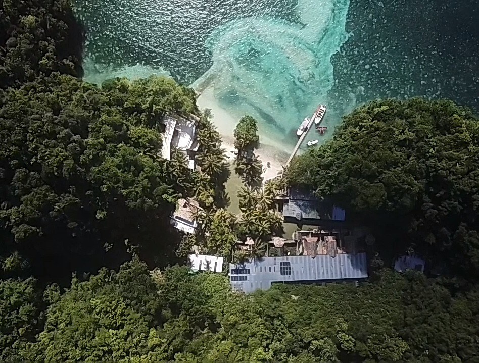 自然岛度假村 和最亲密的人分享地球最壮丽的海洋