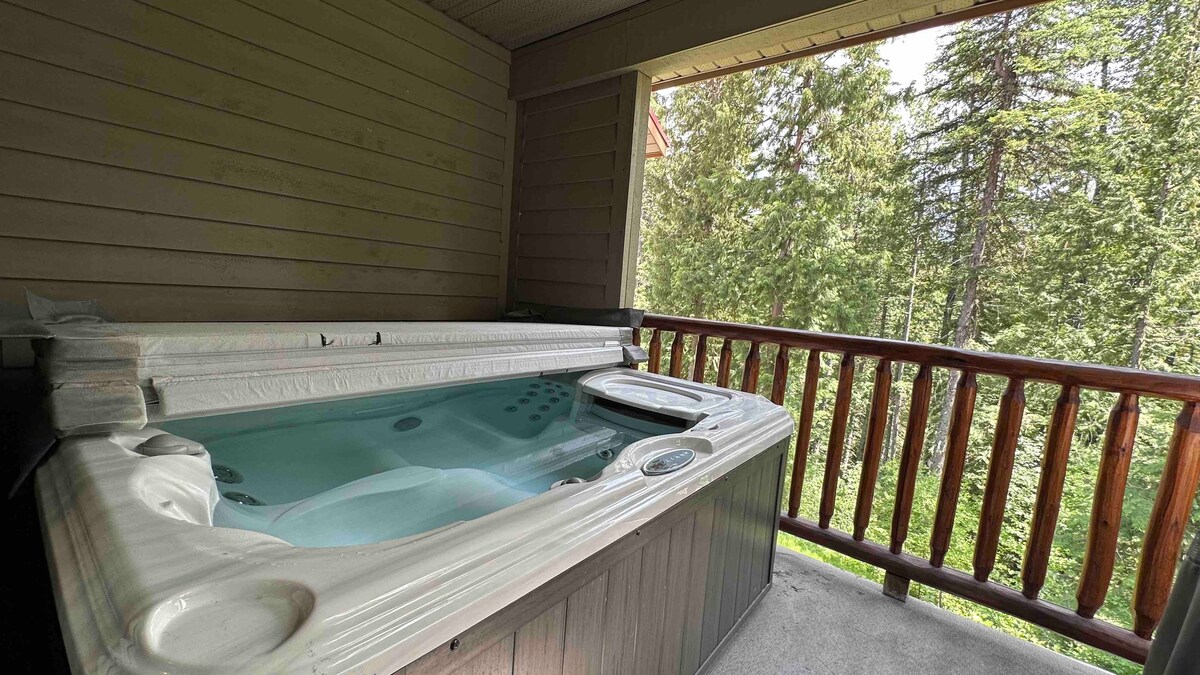 3BDRM Townhouse | Private hot tub | Woodland views